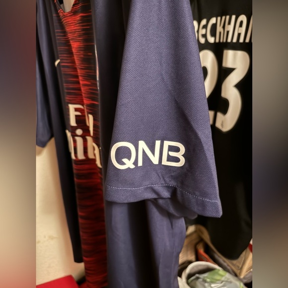 18 PSG jersey #10 Neymar Jr. Authentic - Picture 5 of 6